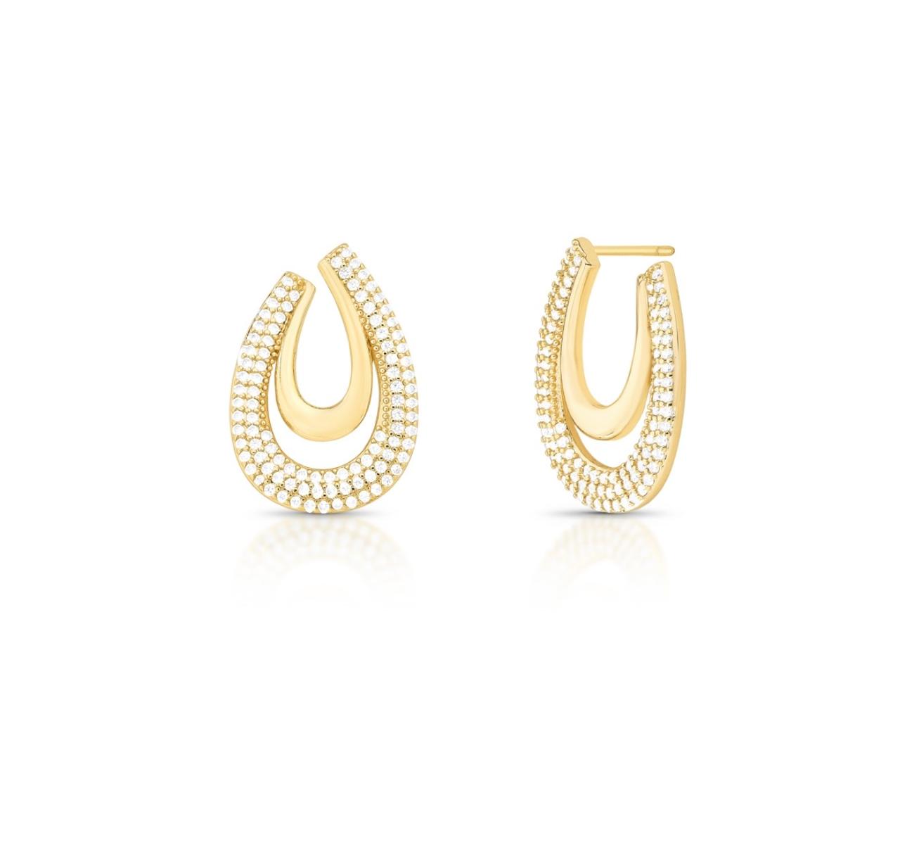 Brinco argola frontal oval com uma gota toda cravejada e outra dentro lisa.
