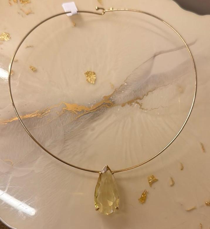 Choker Aro com fecho ,pingente gota pedra natural citrino amarelo