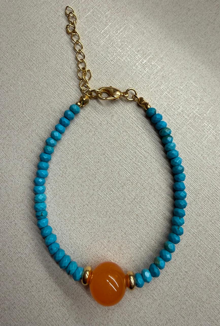 Pulseira pedra natural Turquesa e Jade Coral, nosso novo tom Aperol. Com fecho. 18 cm mais 5cm de extensor