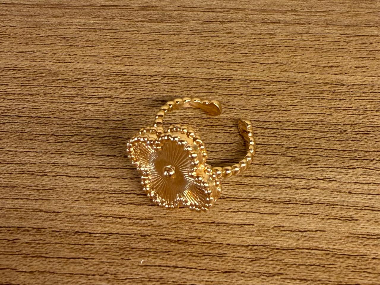 Anel regulável, modelo flor inspiração.